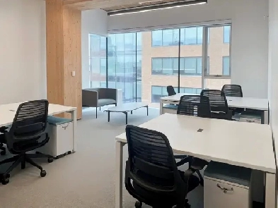 Join a collaborative coworking space environment in Spaces Liber Image# 6