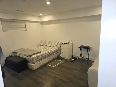 Main Subway Station Bachelor Apartment Available! Image# 1