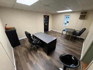 OMVIC APPROVED - USED CAR DEALER ZONED - LOT FOR RENT Image# 1