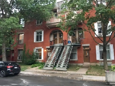 Westmount, triplex,7 1/2, r-d-c, ground floor, metro Vendôme, Image# 1