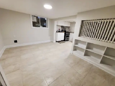 Newly renovated 1 bedroom PLUS den apartment unit. Image# 1