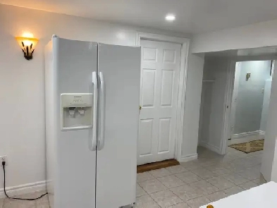 Private room in the Basement for Rent Image# 1