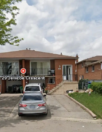 room for rent (girls/ couple) Image# 1