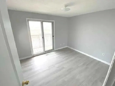 Townhouse for rent Image# 1