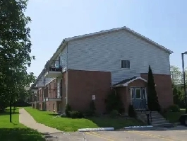 Two Bedroom Apartment West End of Belleville. $1550.00 Image# 1