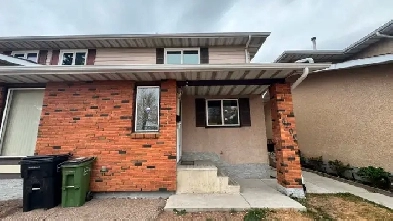 Half duplex condo for sale Image# 8