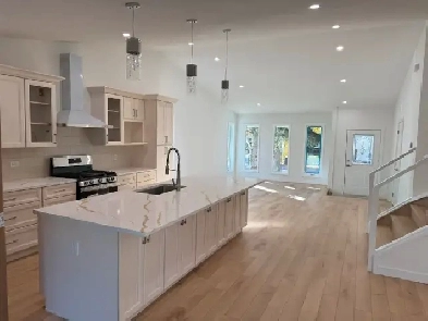 Newly renovated home in Millrise SW Image# 1