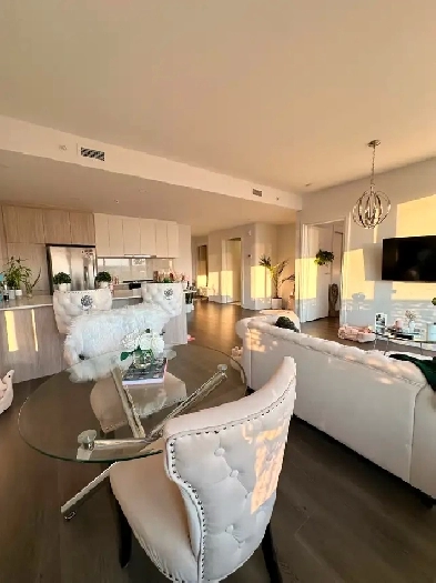 Luminous condo for rent ( 2 bedrooms 1 bathroom ) Image# 1