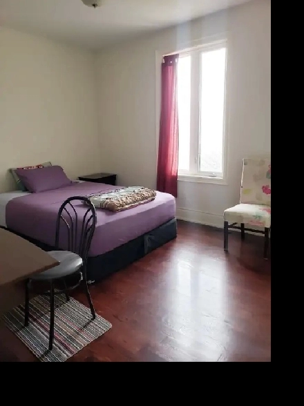 EXTREMELY BEAUTIFUL LARGE ROOM IN A WELCOME NEW HOUSE Image# 1