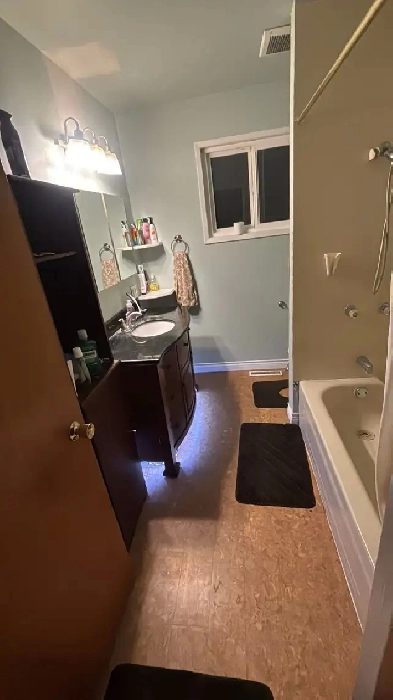 Room available for rent Image# 2