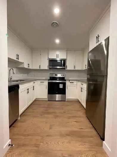 Beautiful 2 bedroom legal basement suite in Riverstone Cranston Image# 1