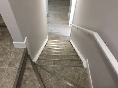 Basement Suite in Glenridding Heights Image# 1