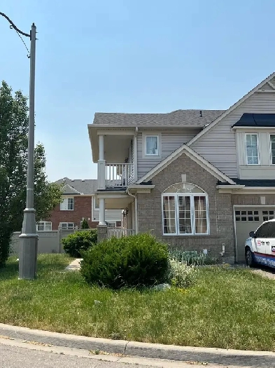 Pvt Room Upstairs $750 Dalia St Brampton Image# 1