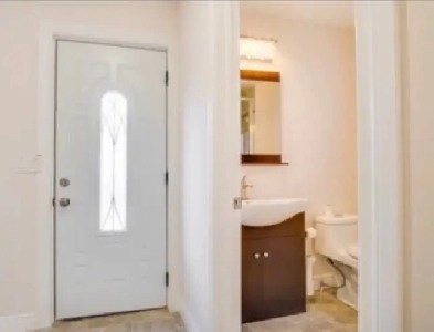 SPACIOUS 1 BED FOR RENT WITH BACKYARD Image# 7