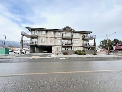 2 bed with 2 full bathrooms at THE VIBE, Merritt Image# 6