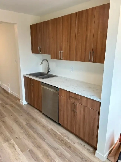 2 Bed, 1 Bath Home For Rent Weston Image# 9