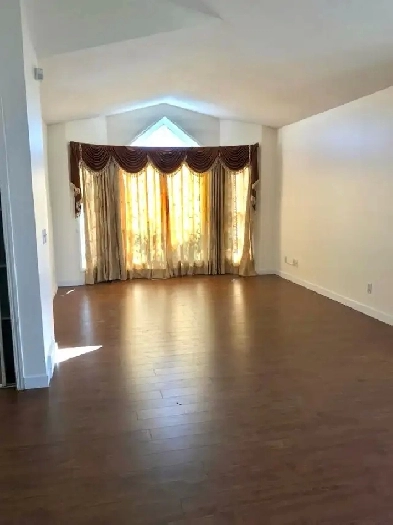 Main Floor For Rent ( Monterey Park) Calgary NE. Image# 5