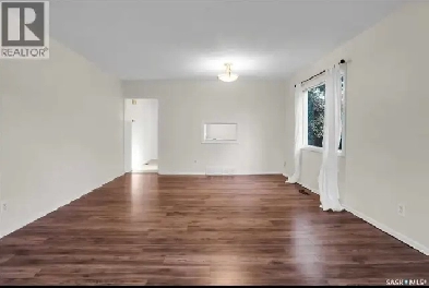 HOUSE FOR RENT: One Bedroom at main level on 8th St, Saskatoon. Image# 1