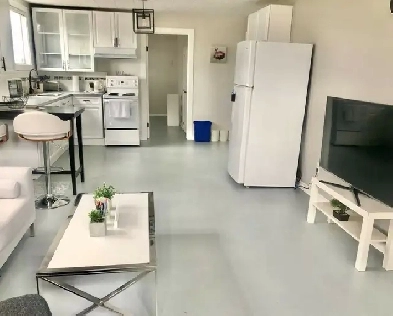 3 Bedroom Suite - Banff Trail NW, near UofC Image# 1