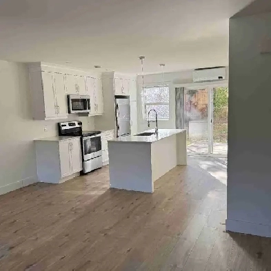 Newer 3 Bedroom 2 bathroom Townhouse Image# 1