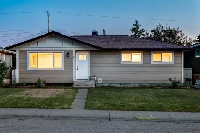 Pet Friendly  - On Street Parking ( no snow ban)  - 3 Bedroom Image# 3