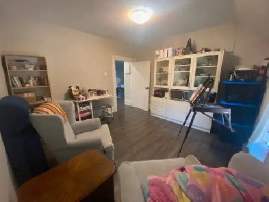 Cozy 2-Bedroom 1-Bath Apartment - Aylmer, Gatineau Image# 13