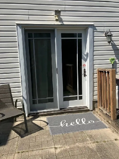 One bed apartment, Military IR compliant, Furnished, Inclusive Image# 2