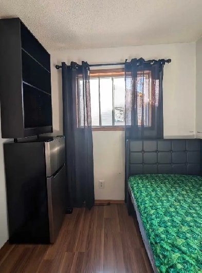 ROOM FOR RENT Image# 1