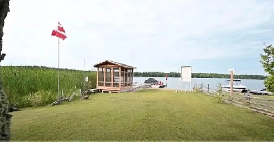 WATERFRONT PROPERTY for rent on White Lake, Ontario. Image# 5