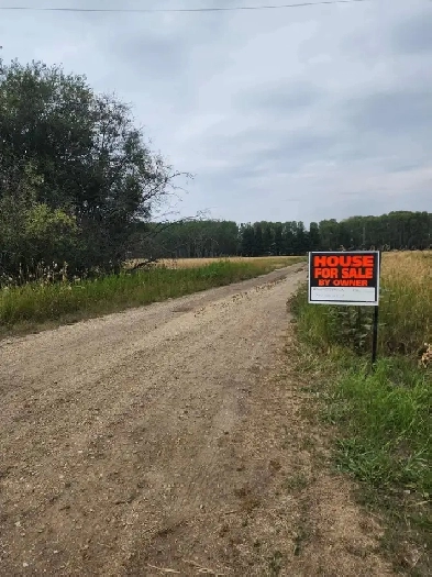 4 Bedrooms 1 Bathroom house Image# 1