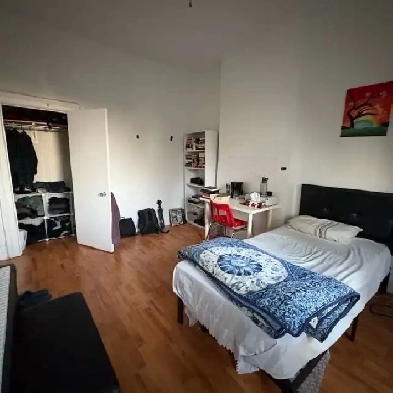 Room for rent for one Image# 3