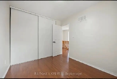 Room for rent Image# 4