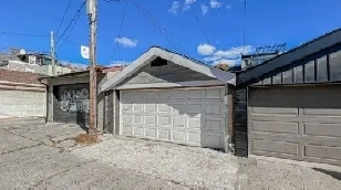 Downtown garage for rent Image# 1