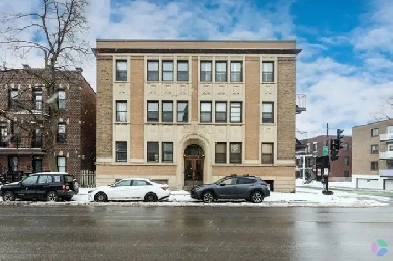 Condo à vendre - beau 4 1/2 près de l'Université de Montreal. Image# 1