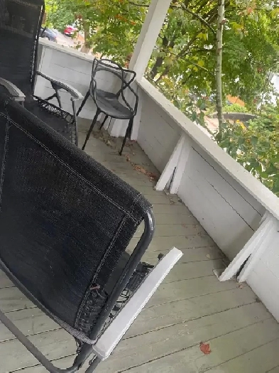 Beautiful Two Bedroom Apartment in East End Image# 1