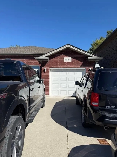 semi detached house for rent Image# 1