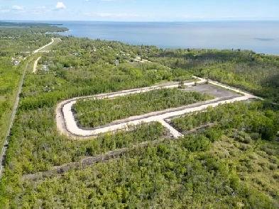 Building Lots, Only a short walk to Lake Winnipeg Image# 3