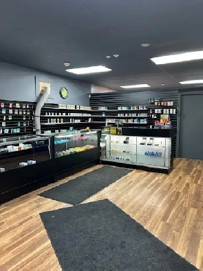 Commercial Space Downtown Bracebridge