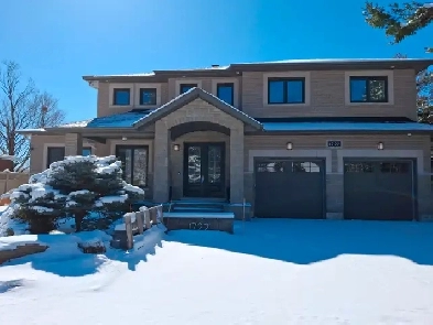 4 Bedroom plus 1 bedroom, Bank and Hunt Club Image# 1