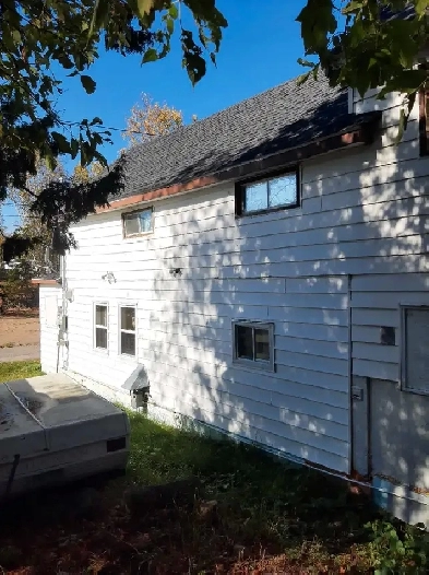 Large home with large fenced yard Image# 2