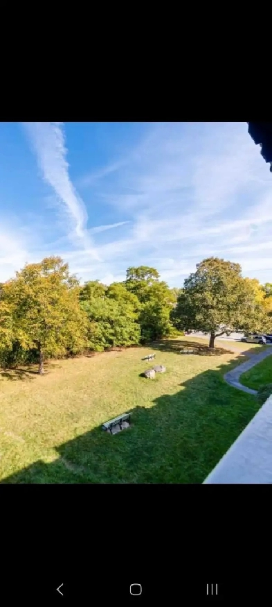 5-1/2 à louer saint lambert Image# 1