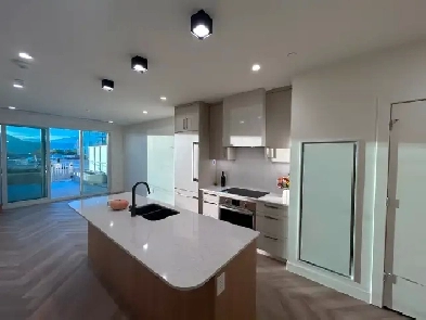 Luxury Condo living in Kelowna Image# 5