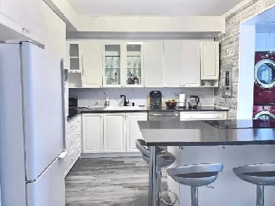 Appartement 5 1/2 deuxième étage duplex Image# 1