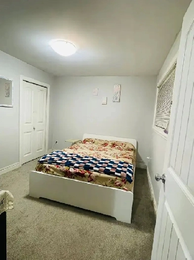 Looking for a female housemate in 2 BR basmt. Private room $700 Image# 1