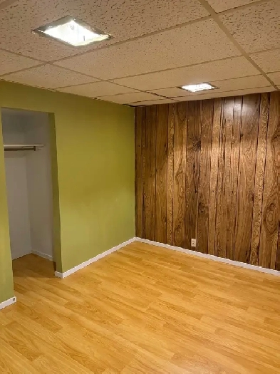 Room for Rent Available Right Away Image# 1