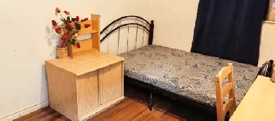 new renovated bright  furnished room ready for you Image# 1