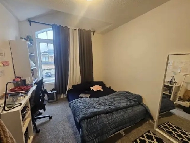 Private Room for rent for a girl Image# 1