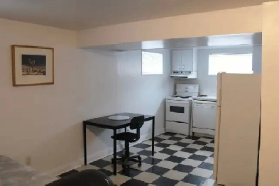 Studio Basement Apartment Image# 1