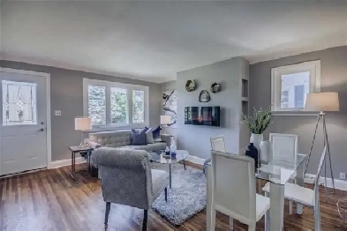 Cozy 3-Bed 1-Bed Legal Duplex Apartment Image# 1