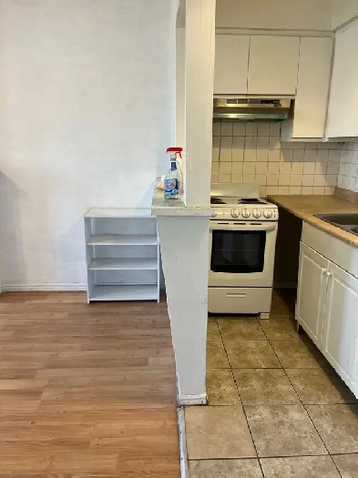 Two bedroom next to Greenwood subway Image# 1